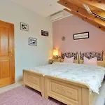 Villa Levendula *